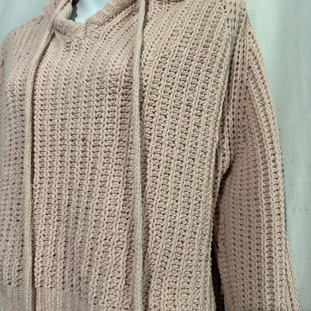 Miracle Blush Pink Knit Cropped Hoodie Sweater – Size M/L - Picture 3 of 5